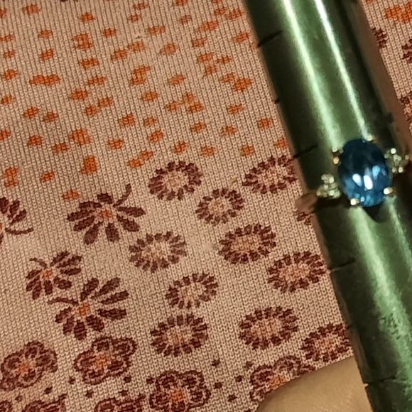 AUTHENTIC GENUINE SOLID 10K YELLOW GOLD DIAMOND 💎 BLUE TOPAZ ENGAGEMENT RING - Picture 2 of 7